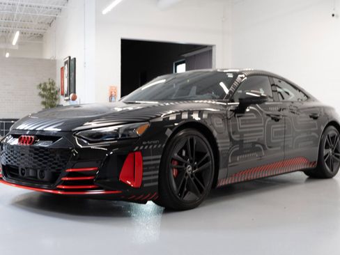 Used 2023 Audi RS e-tron GT AWD/4WD image 7