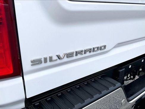 Used 2022 Chevrolet Silverado 3500 LTZ w/ LTZ Plus Package AWD/4WD image 8