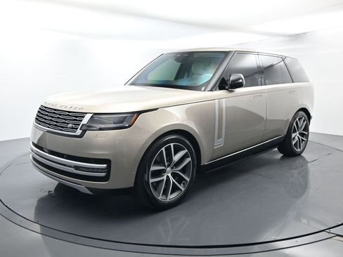 Used 2025 Land Rover Range Rover Autobiography image 1
