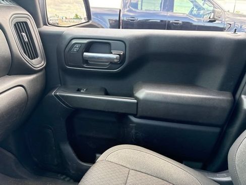 Used 2022 Chevrolet Silverado 1500 Custom w/ Rally Edition RWD image 9