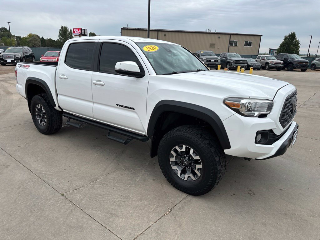 Used 2020 Toyota Tacoma TRD Off-Road w/ Advanced Technology Package AWD/4WD image 35