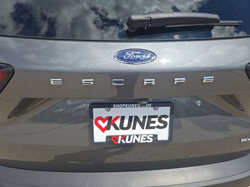 Used 2025 Ford Escape ST-Line AWD/4WD image 12