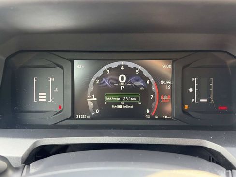 Used 2024 Toyota Tacoma SR5 w/ SR5 Upgrade Package AWD/4WD image 27