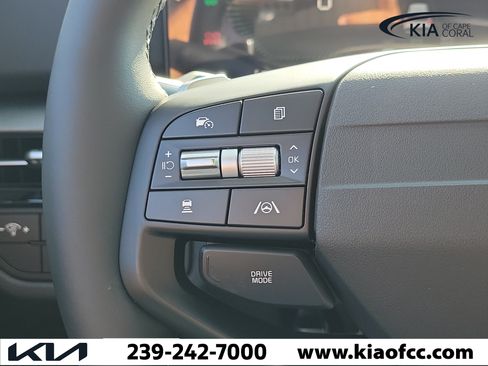 New 2026 Kia Sportage LX FWD image 23