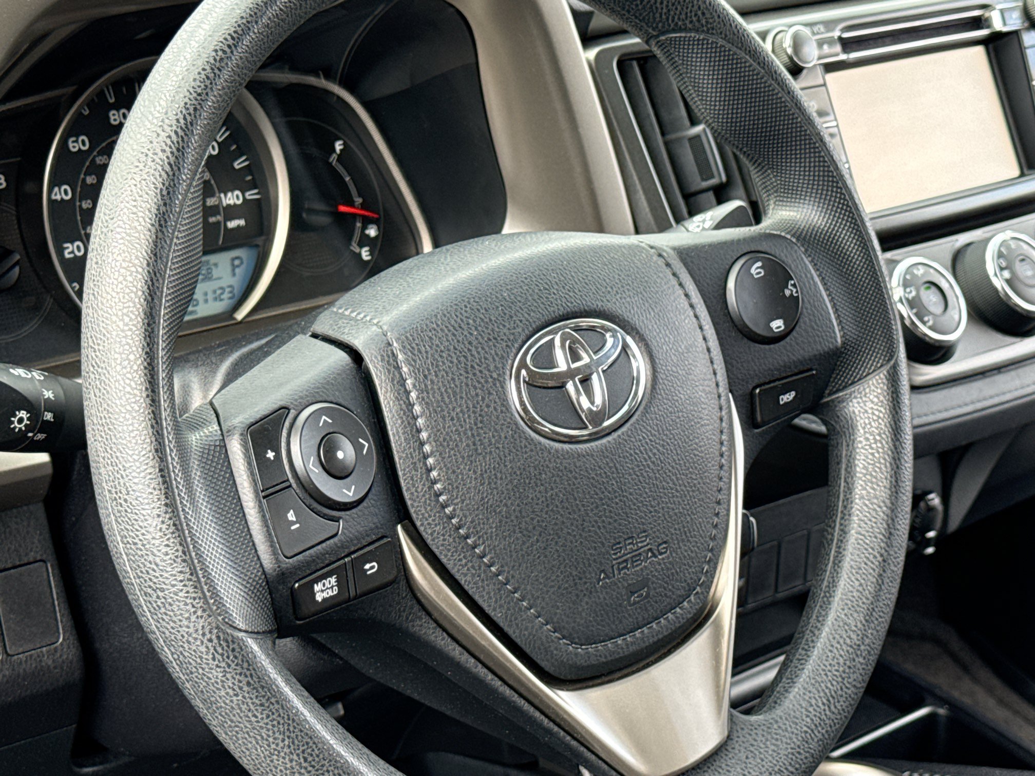 Used 2014 Toyota RAV4 LE AWD/4WD image 12