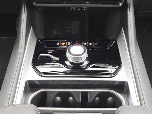 New 2026 Jeep Grand Wagoneer Limited w/ Premium Group II image 17