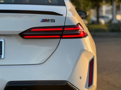 New 2026 BMW M5 w/ Carbon Package image 15