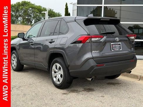 Used 2022 Toyota RAV4 LE AWD/4WD image 5