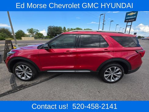 Used 2025 Ford Explorer Platinum w/ Ultimate Package AWD/4WD image 2