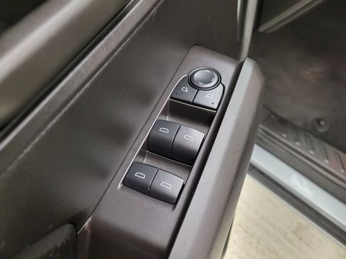 Used 2024 Chevrolet Colorado W/T image 22