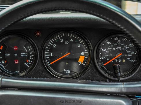 Used 1988 Porsche 911 Carrera RWD image 32