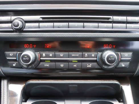 Used 2016 BMW 528i Sedan image 40