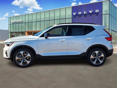 New 2026 Volvo XC40 B5 Plus w/ Protection Package Premier image 26