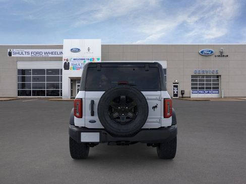 New 2025 Ford Bronco Outer Banks w/ Black Appearance Package image 5