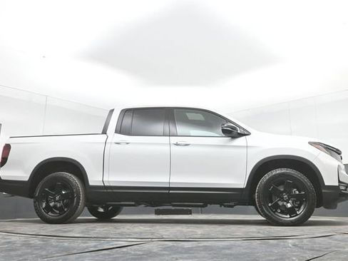 New 2026 Honda Ridgeline Black Edition image 49