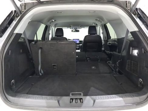 Used 2023 Ford Explorer Limited image 29