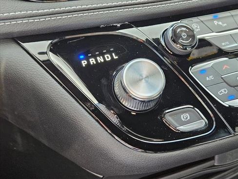 New 2026 Chrysler Pacifica Select image 16