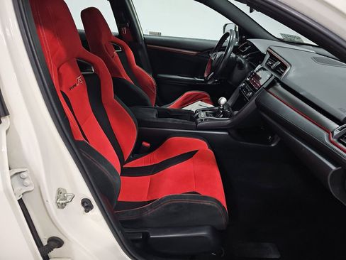 Used 2019 Honda Civic Type R image 5