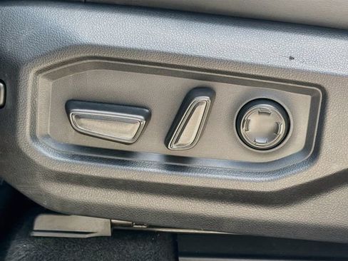 Used 2023 Toyota Sequoia Platinum AWD/4WD image 27