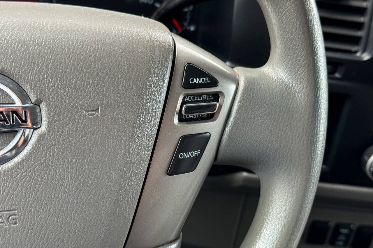 Used 2018 Nissan NV 3500 SV w/ Navigation Package RWD image 24