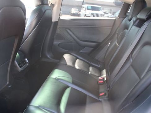 Used 2020 Tesla Model 3 Long Range AWD/4WD image 31