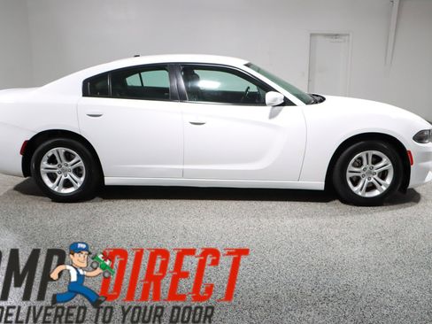 Used 2022 Dodge Charger SXT image 6