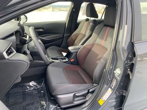 Certified 2025 Toyota Corolla SE image 17