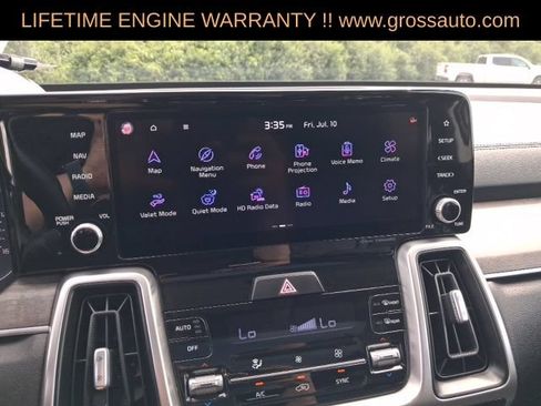 Used 2022 Kia Sorento S w/ Panoramic Sunroof Package AWD/4WD image 17