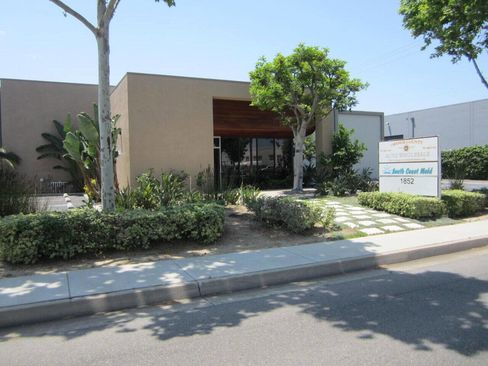 Used 2015 Audi Q5 2.0T Premium Plus w/ Technology Package image 40