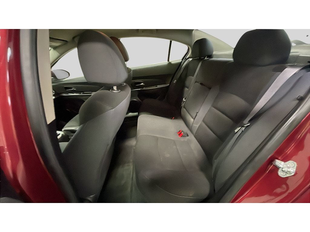 Used 2016 Chevrolet Cruze LT FWD image 15