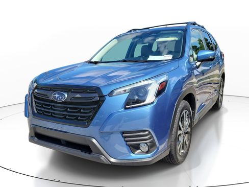 Used 2023 Subaru Forester Limited AWD/4WD image 3