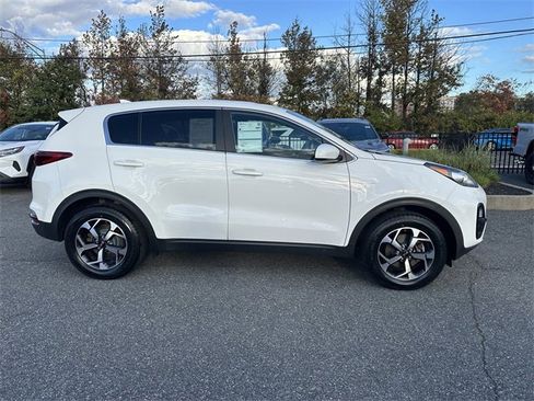 Used 2020 Kia Sportage LX image 4