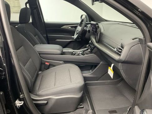 New 2026 Chevrolet Traverse LT AWD/4WD image 24