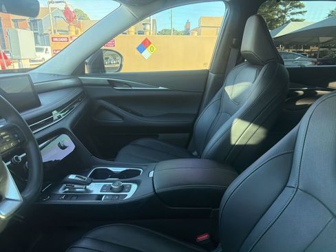 Used 2023 INFINITI QX60 Luxe w/ Cargo Package FWD image 11
