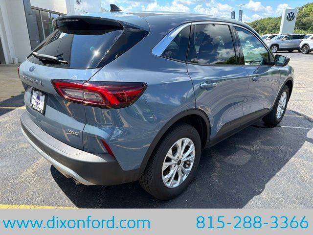 Used 2023 Ford Escape Active AWD/4WD image 9
