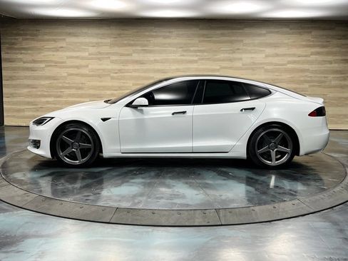 Used 2021 Tesla Model S Long Range AWD/4WD image 11