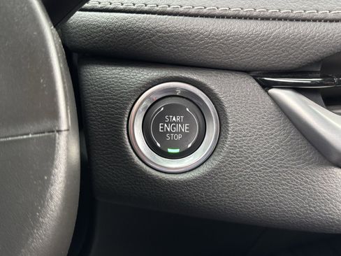 Used 2025 Cadillac XT4 Premium Luxury image 25