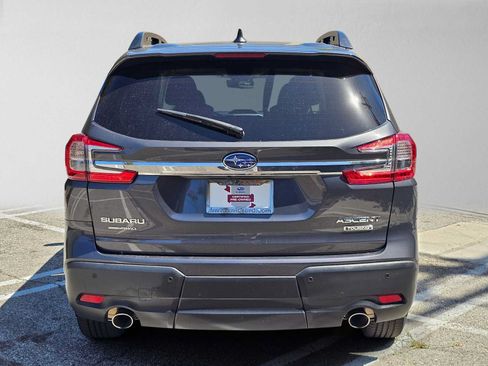 Used 2023 Subaru Ascent Touring AWD/4WD image 4