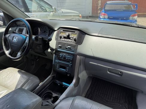 Used 2004 Honda Pilot EX image 3