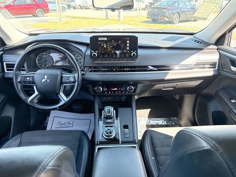 Used 2022 Mitsubishi Outlander SEL Black Edition image 21