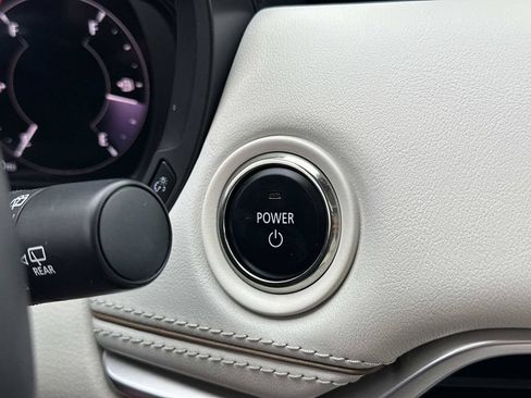 Certified 2024 MAZDA CX-90 Plug-In Hybrid w/ Premium Plus AWD/4WD image 18