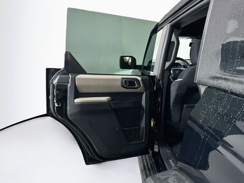 Used 2022 Ford Bronco Big Bend w/ Sasquatch Package AWD/4WD image 26