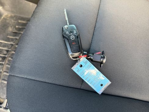 Used 2018 Ford F150 XLT AWD/4WD image 33