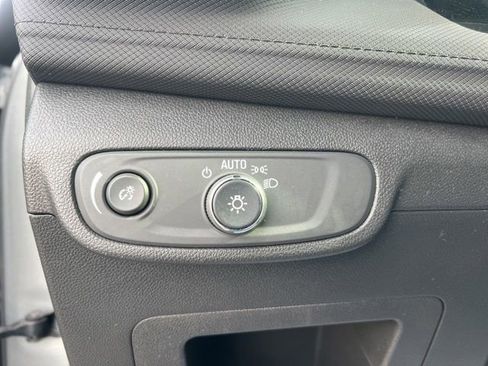 Used 2025 Chevrolet TrailBlazer LT image 10