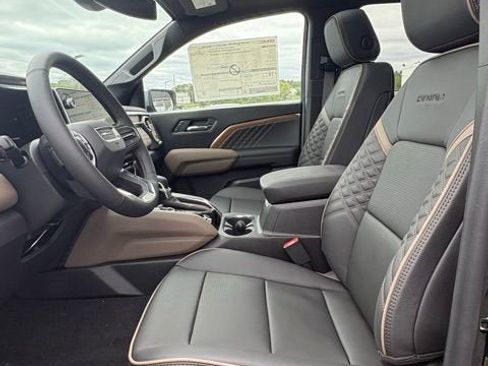 New 2026 GMC Canyon Denali w/ LPO, Denali Black Edition image 12