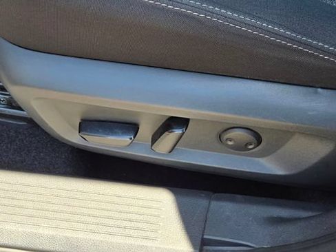 Used 2021 Nissan Rogue SV FWD image 14