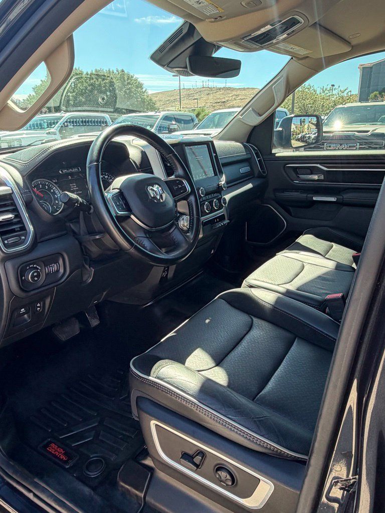 Used 2021 RAM 1500 Laramie AWD/4WD image 14
