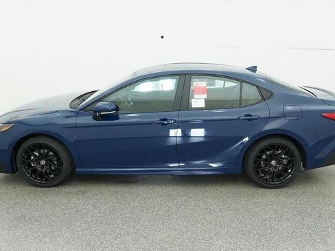 New 2026 Toyota Camry SE image 11