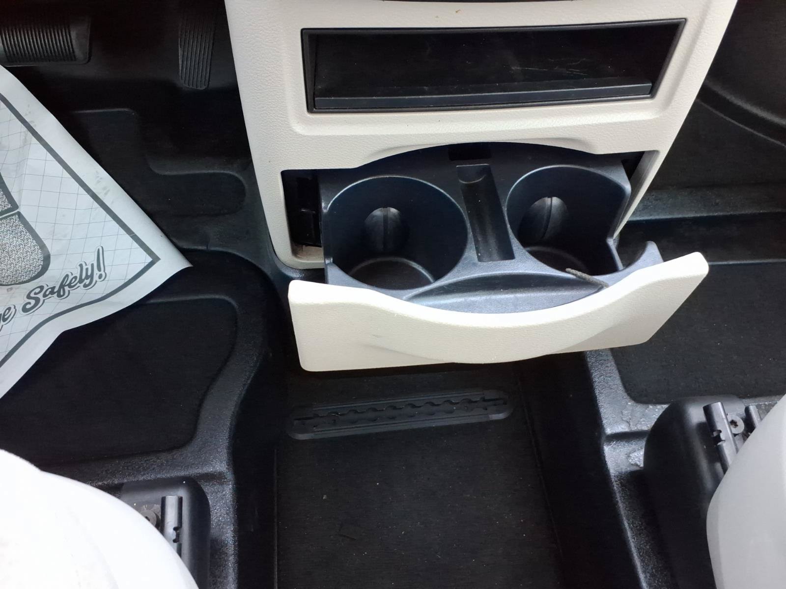 Used 2015 Dodge Grand Caravan SXT FWD image 15