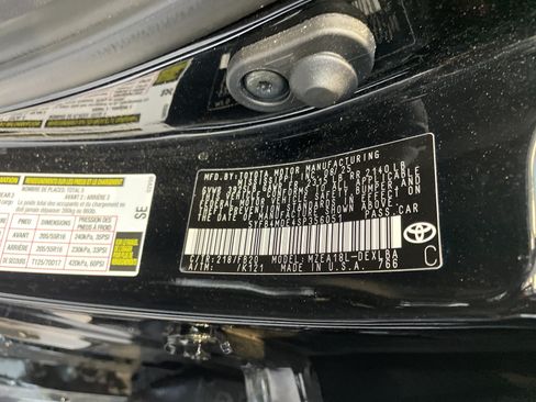Used 2025 Toyota Corolla LE FWD image 34